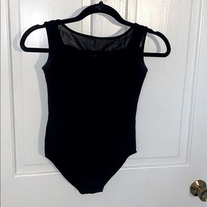 Block mesh sweetheart neckline black leotard